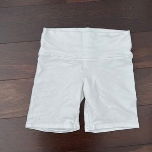 Aritzia shorts